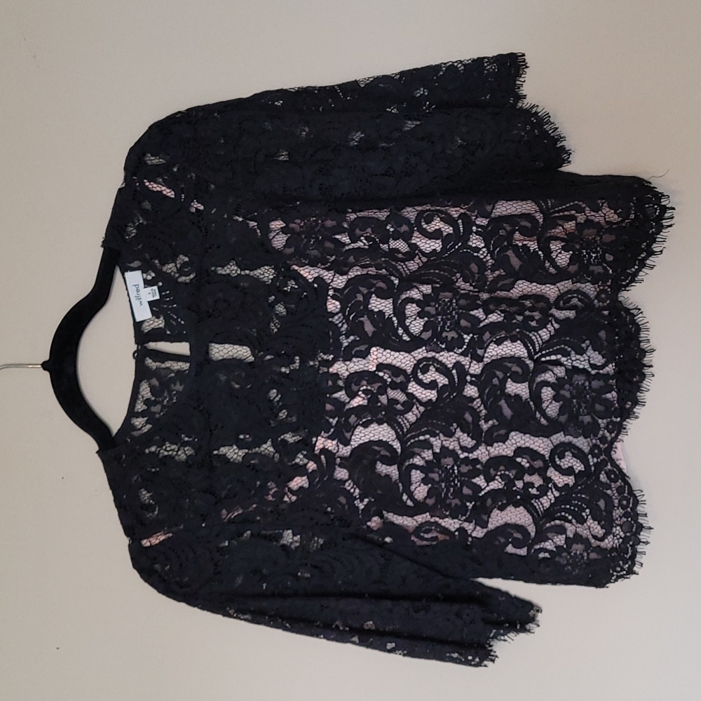 Nwot Wilfred black lace top S